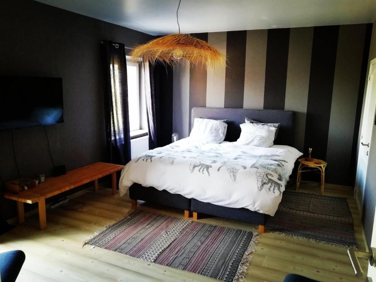 Le Repos Du Gorille Bed & Breakfast Jalhay Exterior photo